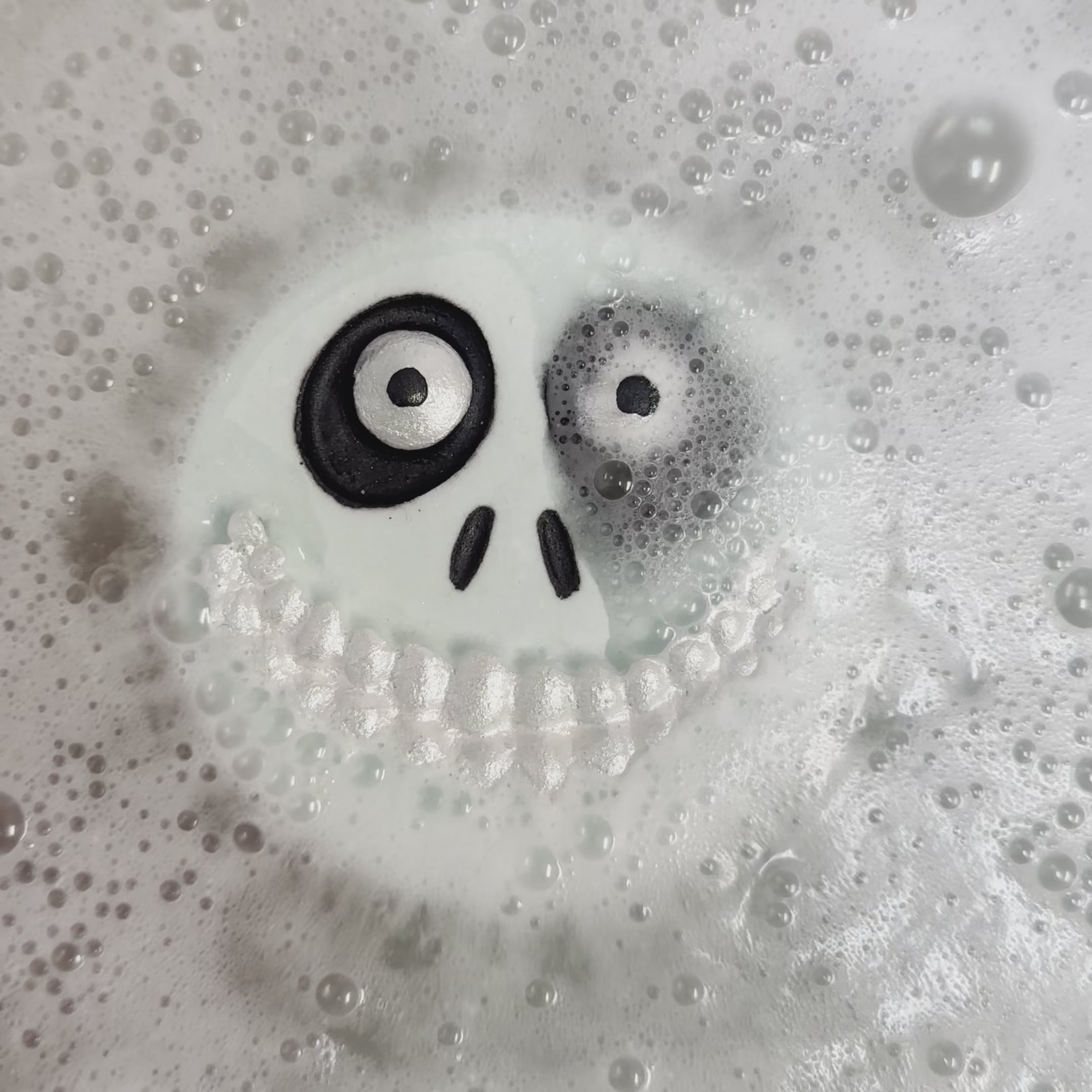 Halloween - Smiling Ghoul